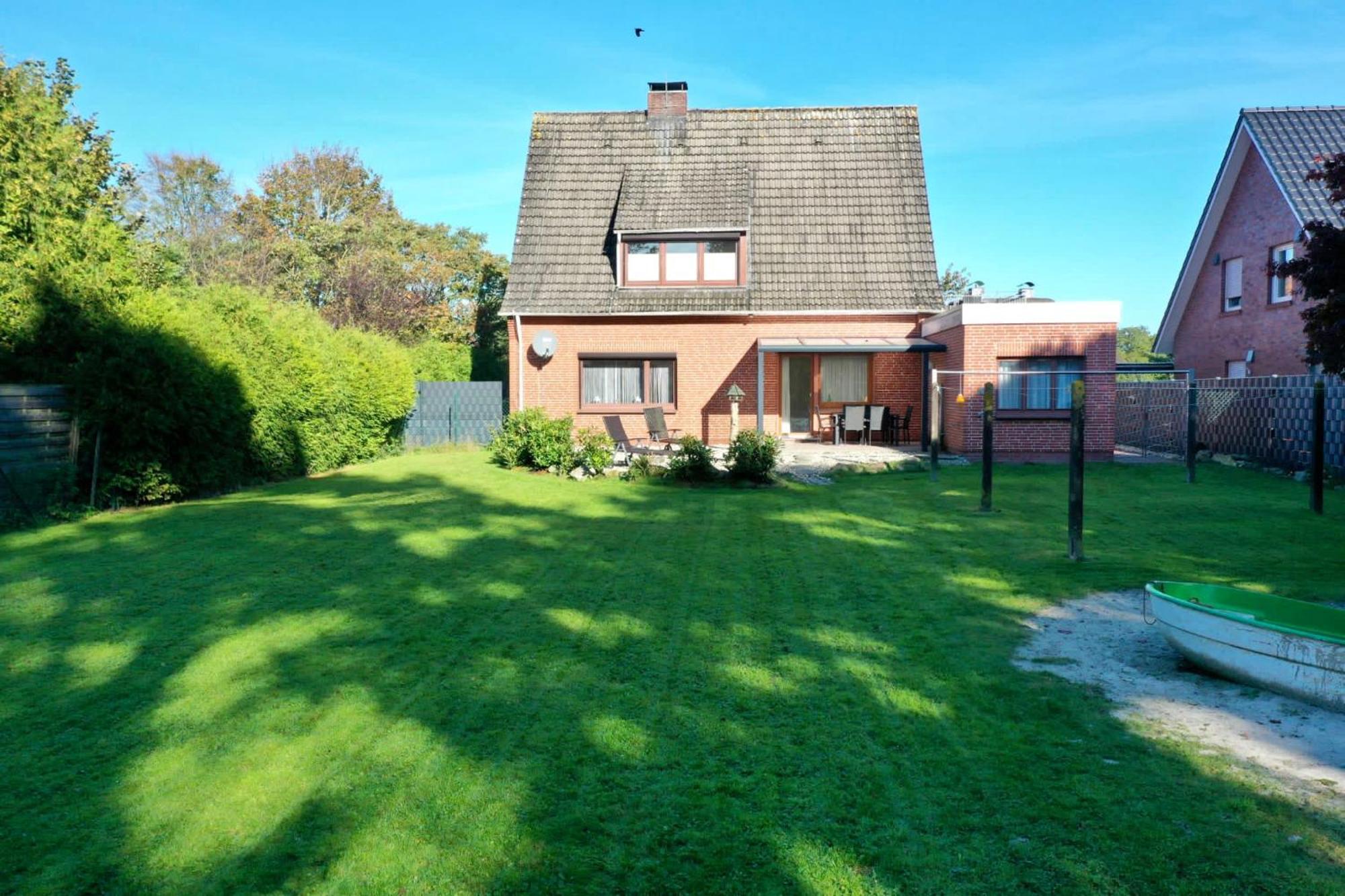 אאוריך Ferienwohnung Im Erdgeschoss Mit Eingezaeunten Garten Und Terrasse מראה חיצוני תמונה