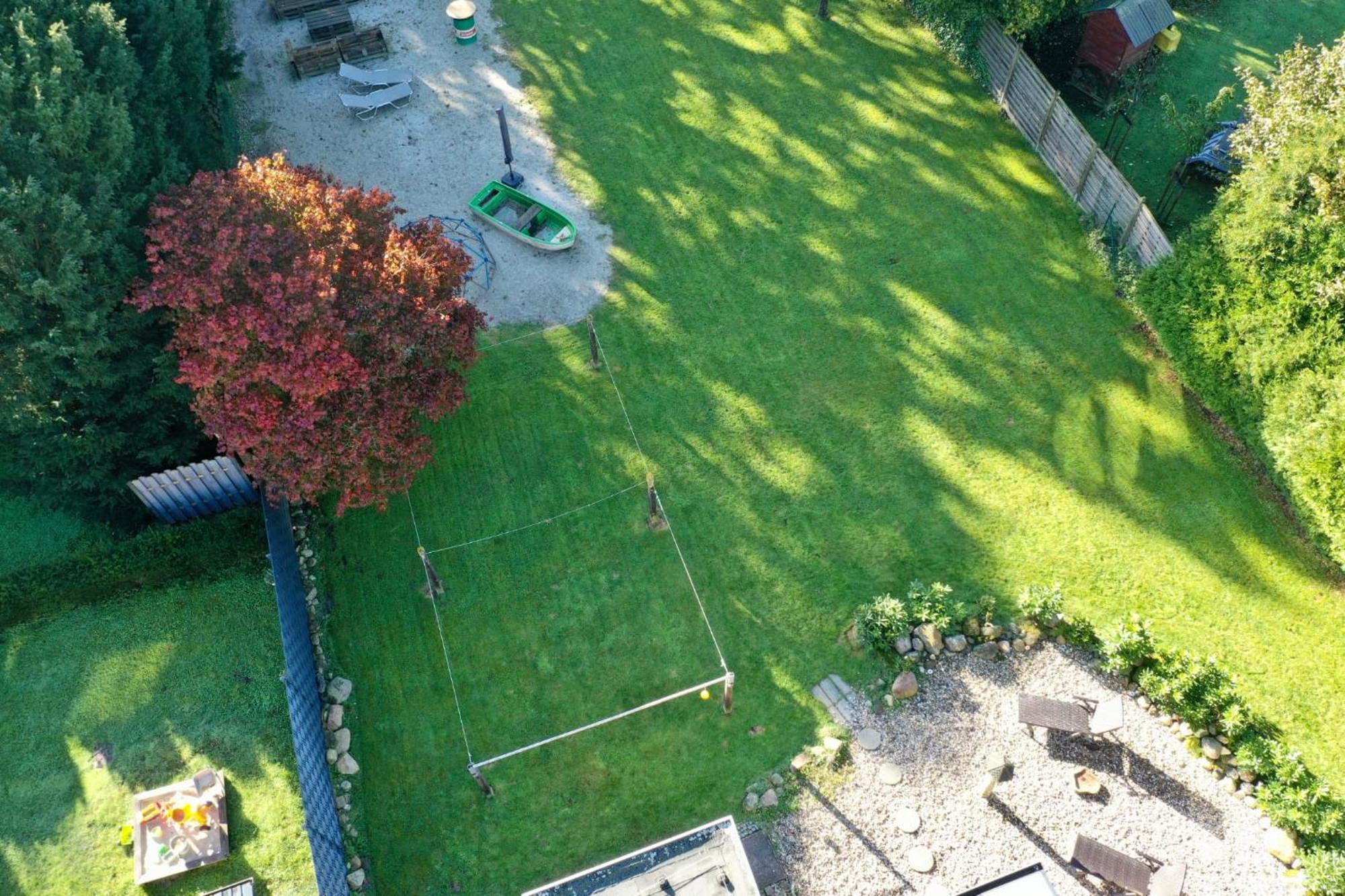אאוריך Ferienwohnung Im Erdgeschoss Mit Eingezaeunten Garten Und Terrasse מראה חיצוני תמונה