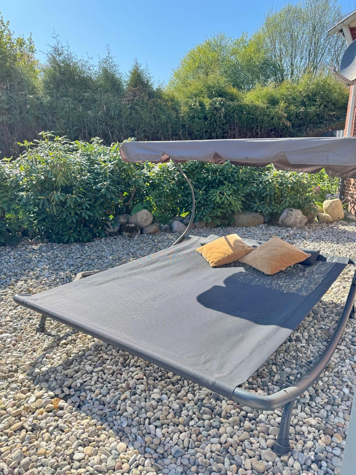 אאוריך Ferienwohnung Im Erdgeschoss Mit Eingezaeunten Garten Und Terrasse מראה חיצוני תמונה